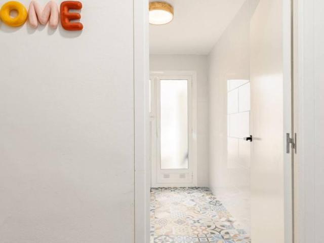 Apartamentos 2 Dormitorio Barcelona Barcelona ES101994122