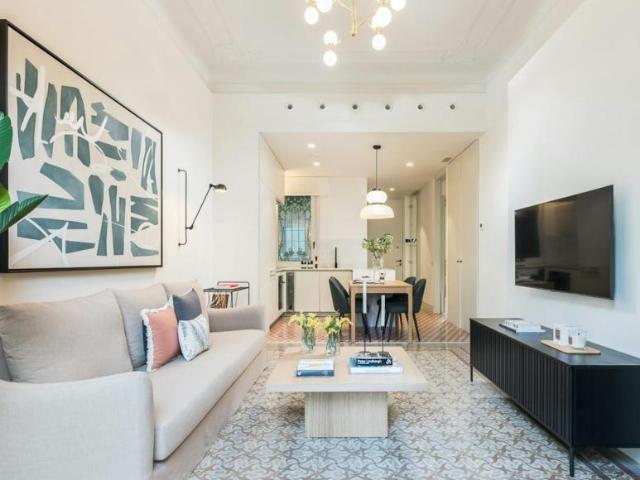 Apartamentos 2 Dormitorio Barcelona Barcelona ES101189677