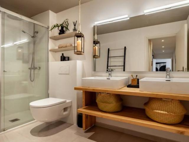 Apartamentos 2 Dormitorio Barcelona Barcelona ES102400807