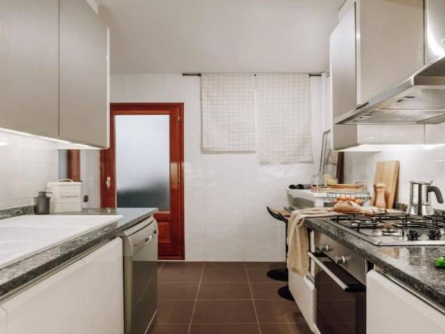 Apartamentos 2 Dormitorio Barcelona Barcelona ES102400988