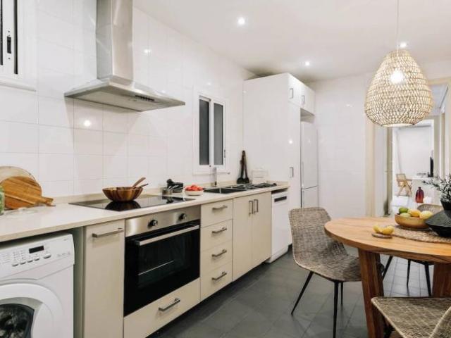 Apartamentos 2 Dormitorio Barcelona Barcelona ES102400348