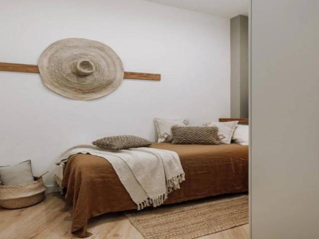 Apartamentos 2 Dormitorio Barcelona Barcelona ES102401701