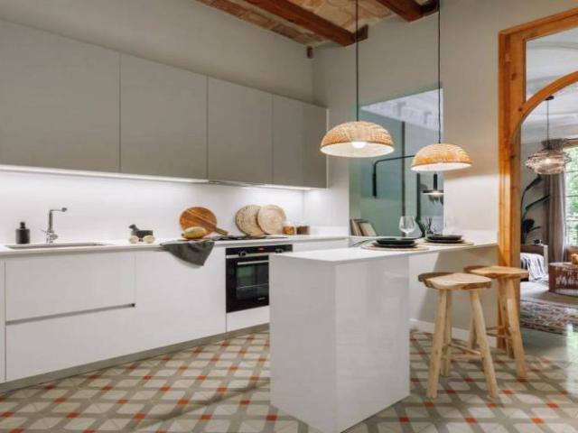 Apartamentos 2 Dormitorio Barcelona Barcelona ES102401786