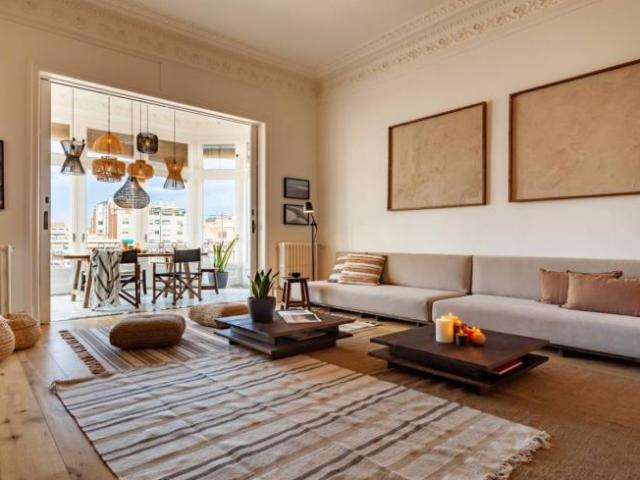 Apartamentos 2 Dormitorio Barcelona Barcelona ES102401822