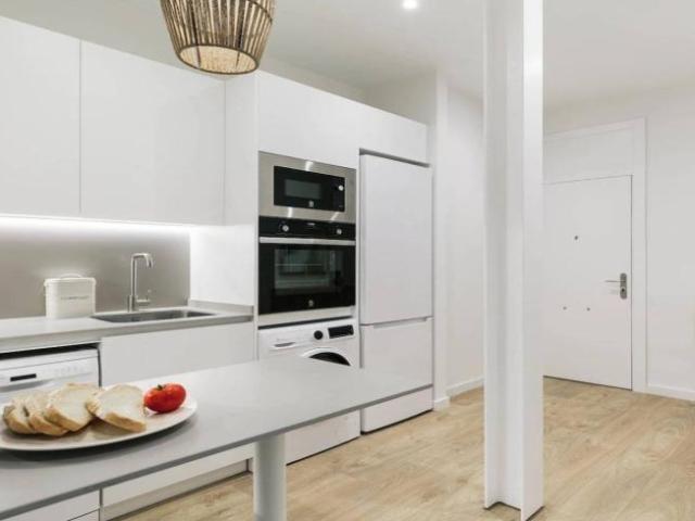 Apartamentos 2 Dormitorio Barcelona Barcelona ES102401995