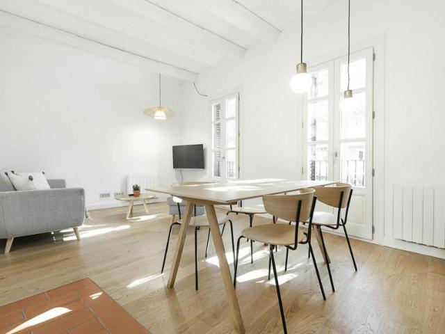 Apartamentos 2 Dormitorio Barcelona Barcelona ES102630242