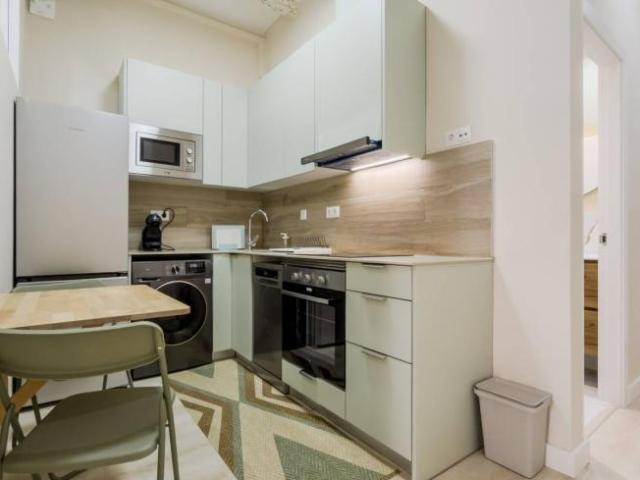 Apartamentos 2 Dormitorio Barcelona Barcelona ES102631032