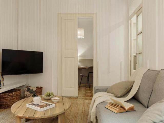 Apartamentos 2 Dormitorio Barcelona Barcelona ES102885426