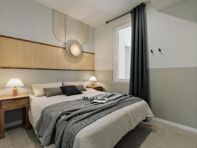 Apartamentos 2 Dormitorio Barcelona Barcelona ES103595671