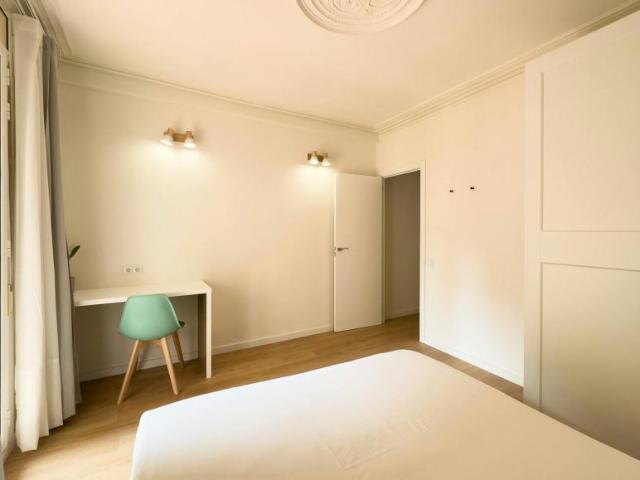 Apartamentos 2 Dormitorio Barcelona Barcelona ES103923126