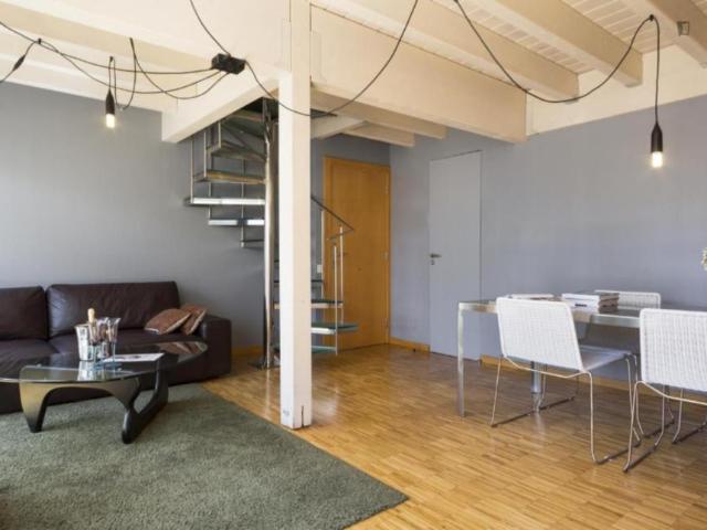 Apartamentos 2 Dormitorio Barcelona Barcelona ES103308047