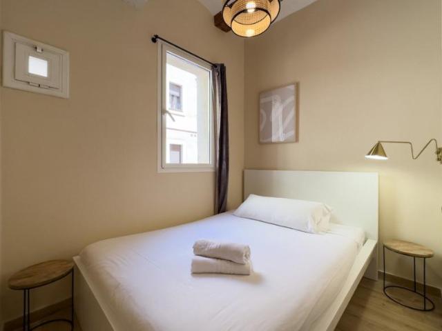 Apartamentos 2 Dormitorio Barcelona Barcelona ES103341053