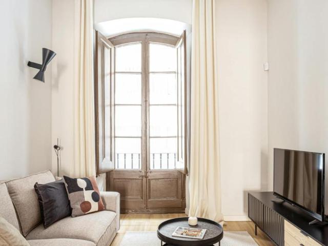 Apartamentos 2 Dormitorio Barcelona Barcelona ES103356784
