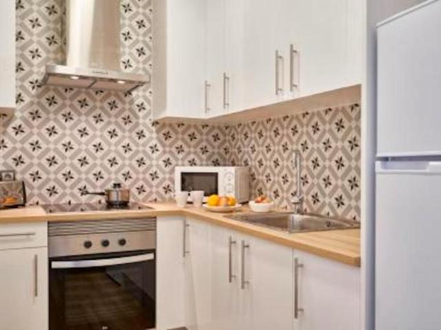 Apartamentos 2 Dormitorio Barcelona Barcelona ES104402596