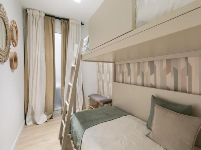 Apartamentos 2 Dormitorio Barcelona Barcelona ES104474521