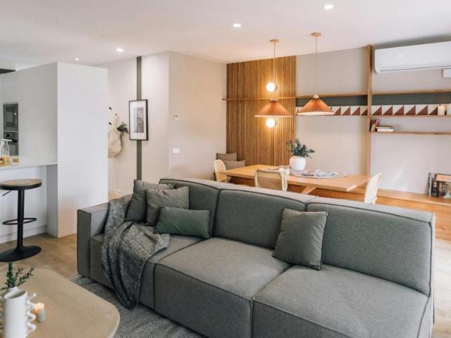 Apartamentos 2 Dormitorio Barcelona Barcelona ES104564336