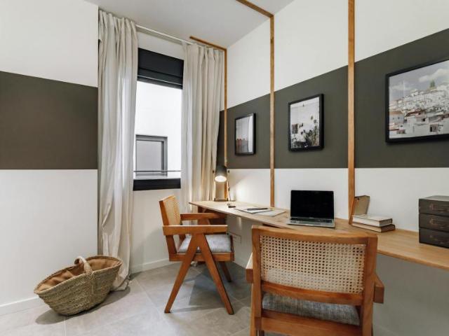 Apartamentos 2 Dormitorio Barcelona Barcelona ES104640808