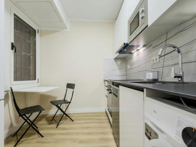 Apartamentos 2 Dormitorio Barcelona Barcelona ES104682194
