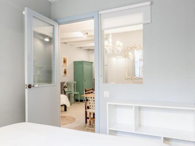 Apartamentos 2 Dormitorio Barcelona Barcelona ES104721156
