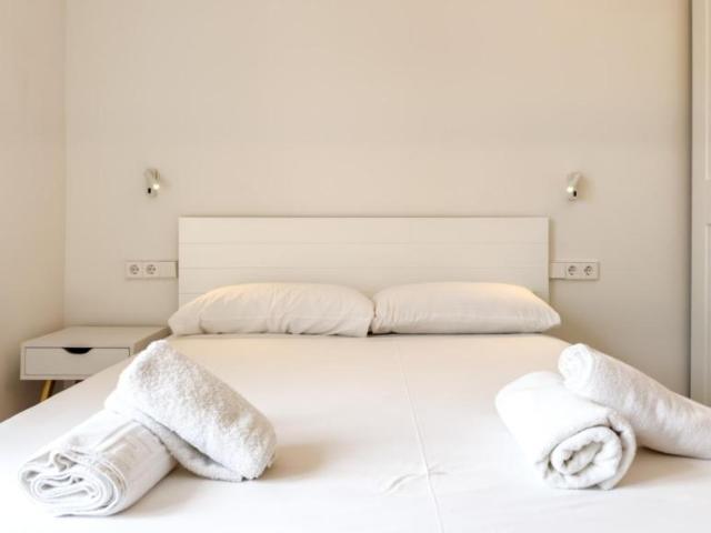 Apartamentos 2 Dormitorio Barcelona Barcelona ES104721180