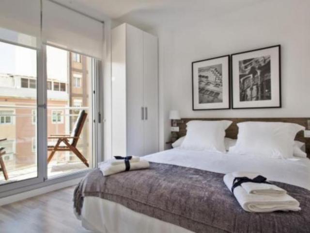 Apartamentos 2 Dormitorio Barcelona Barcelona ES104721253