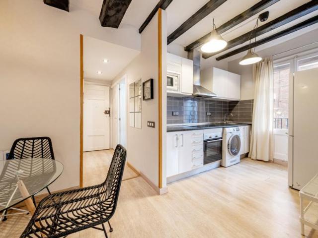 Apartamentos 2 Dormitorio Barcelona Barcelona ES104754812