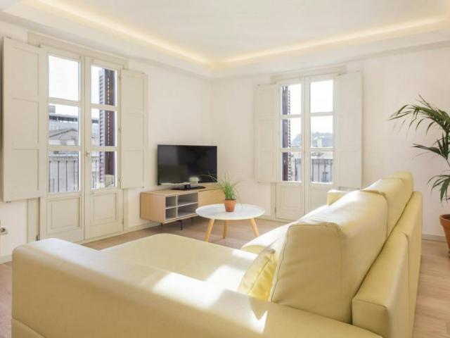 Apartamentos 2 Dormitorio Barcelona Barcelona ES104826538