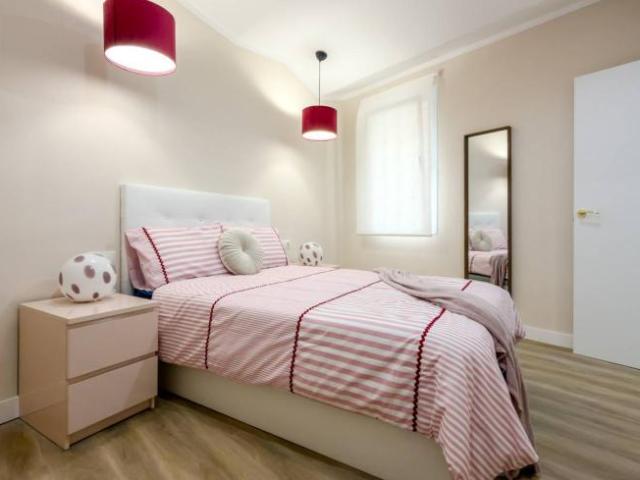 Apartamentos 2 Dormitorio Barcelona Barcelona ES104879885
