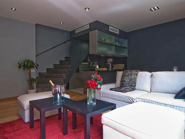 Apartamentos 2 Dormitorio Barcelona Barcelona ES104926524
