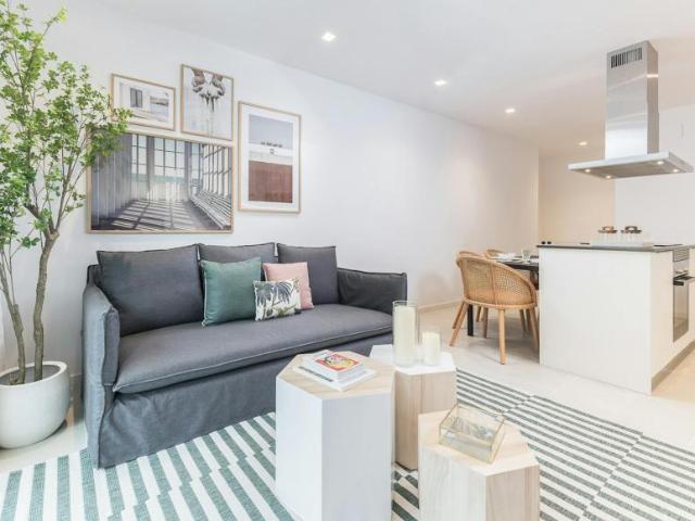 Apartamentos 2 Dormitorio Barcelona Barcelona ES104003030