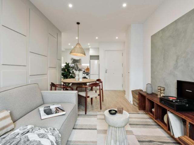 Apartamentos 2 Dormitorio Barcelona Barcelona ES104069649