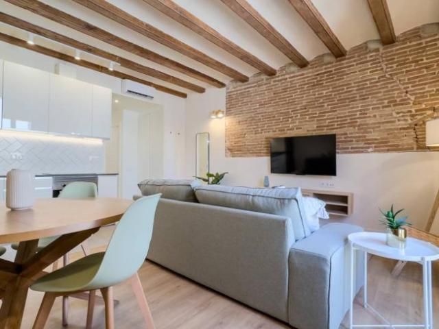 Apartamentos 2 Dormitorio Barcelona Barcelona ES104109483