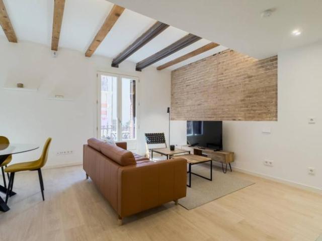 Apartamentos 2 Dormitorio Barcelona Barcelona ES104109516