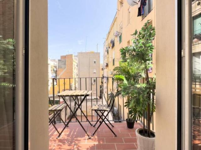 Apartamentos 2 Dormitorio Barcelona Barcelona ES104109151