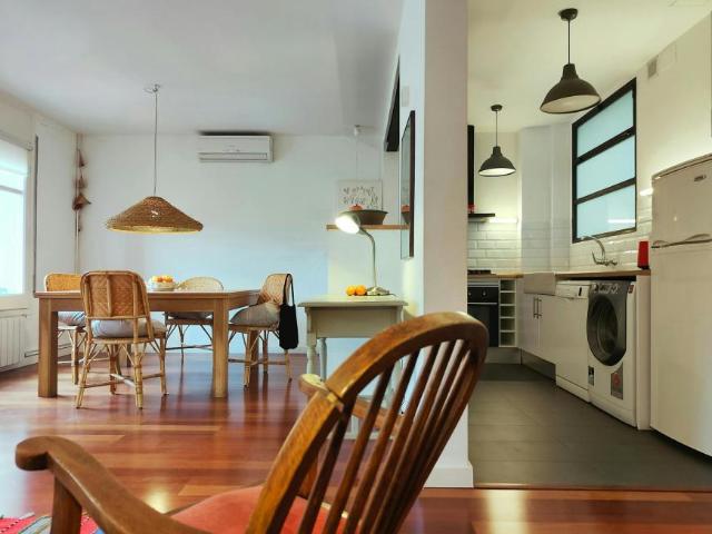 Apartamentos 2 Dormitorio Barcelona Barcelona ES104143490