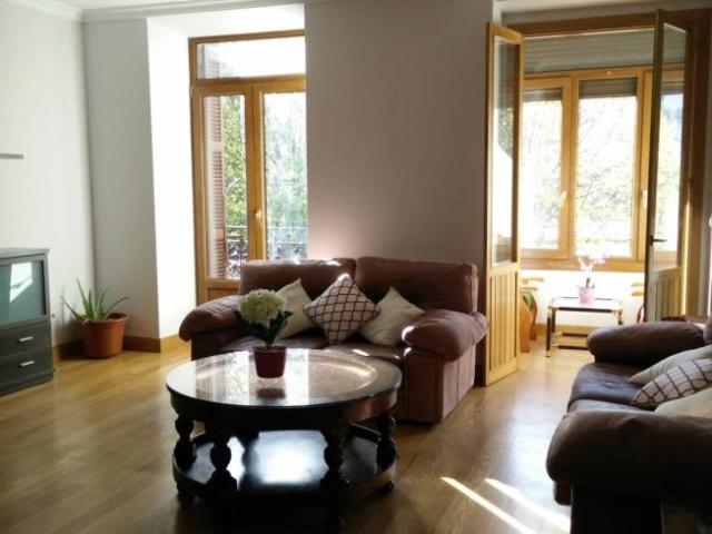 Apartamentos 2 Dormitorio San Sebastian San Sebastian ES102817446