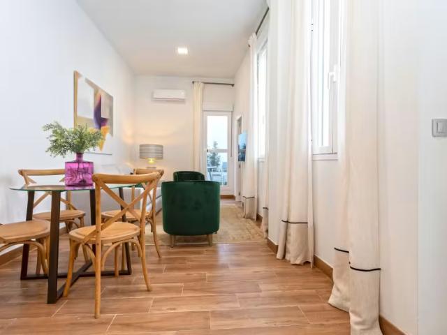 Apartamentos 2 Dormitorio Sevilla Sevilla ES98708454