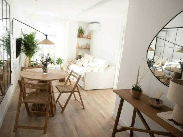 Apartamentos 2 Dormitorio Valencia Valencia ES103357067