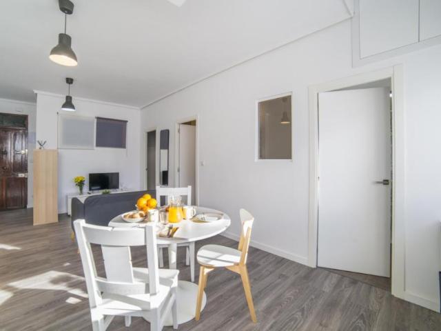 Apartamentos 2 Dormitorio Valencia Valencia ES87774809
