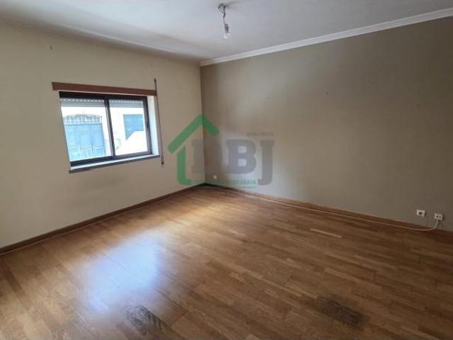 Apartamentos 2 quarto, Covilhã Covilhã DS102289693
