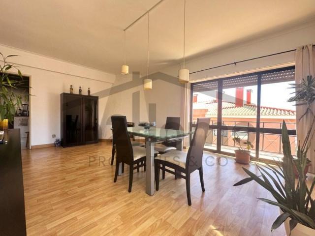 Apartamentos 2 quarto, Cascais Cascais DLS100769191