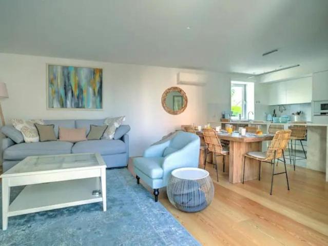 Apartamentos 2 quarto, Cascais Cascais 2765 232 DLS102309318