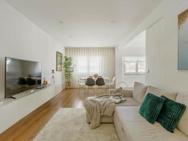 Apartamentos 2 quarto, Casal de São Brás Casal de São Brás 2650 DLS102703789