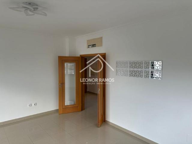 Apartamentos 2 quarto, Castelo Branco Castelo Branco 6000 DLS100901286
