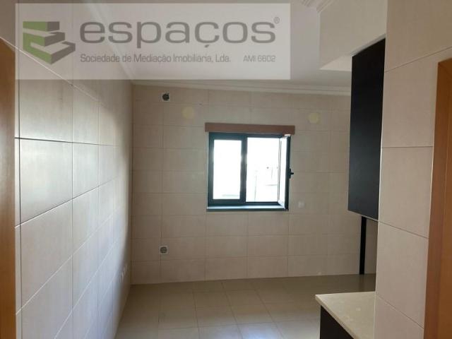 Apartamentos 2 quarto, Castelo Branco Castelo Branco DLS102066258