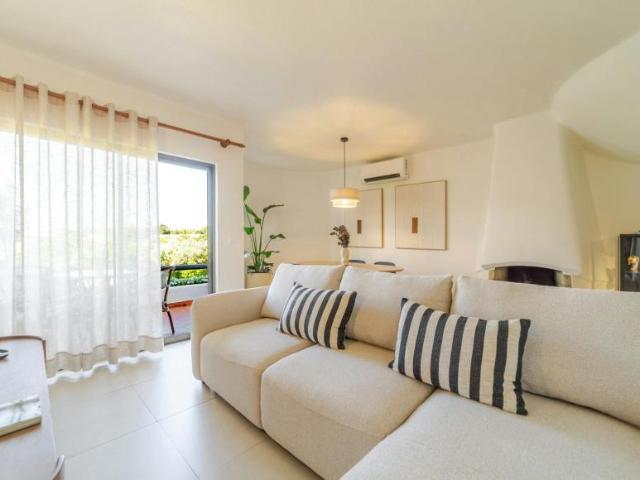 Apartamentos 2 quarto, Albufeira Albufeira 8200 613 ES103323726
