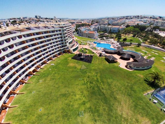 Apartamentos 2 quarto, Albufeira Algarve DLS85572258
