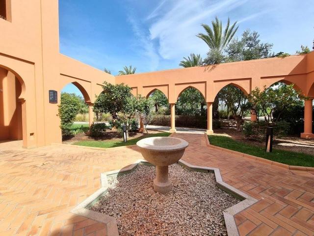 Apartamentos 2 quarto, Alcantarilha Algarve DLS84018574