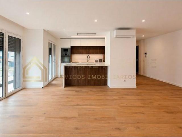 Apartamentos 2 quarto, Almada Almada DLS102723143