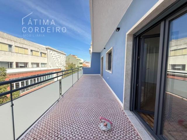 Apartamentos 2 quarto, Almada Almada DLS103069088